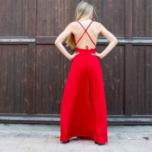 שמלת קרוז-אדום