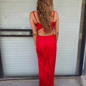 שמלת שייה-אדום