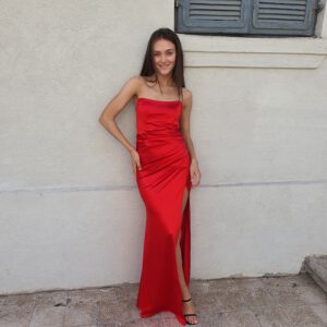 שמלת מדי-אדום