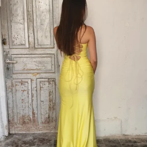 שמלת שרון-צהוב